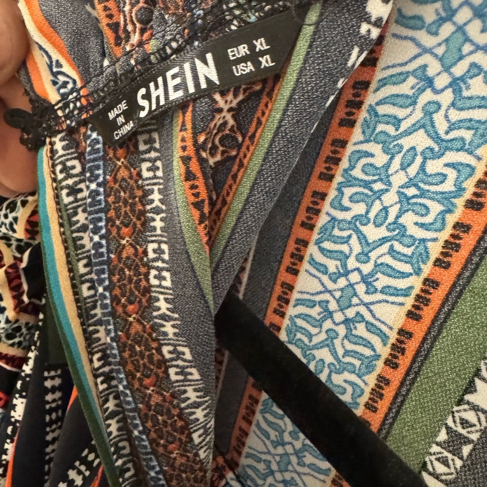 SHEIN Multicolor Patterned Long Sleeve Top - Picture 5 of 5